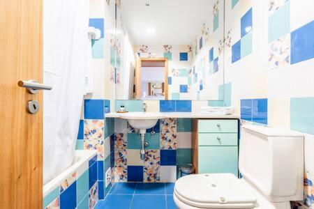 Colorful Cozy Apartment View Albufeira Bagian luar foto